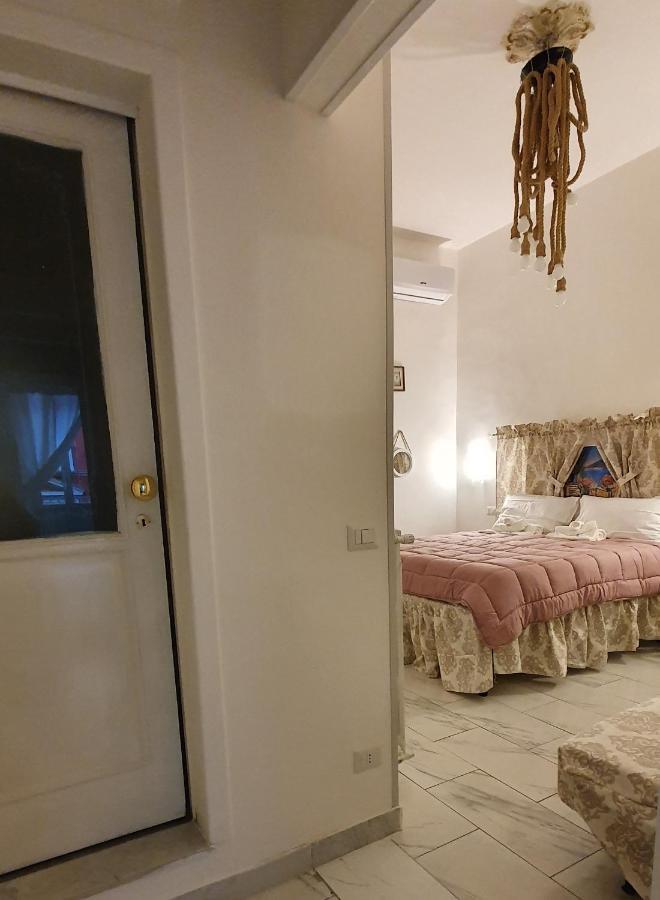La Maison Di Wanda Bed & Breakfast Naples Exterior photo